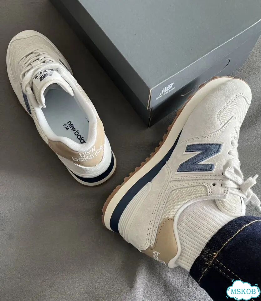 New Balance 574 LIght Camel Indigo оригинал фото 3