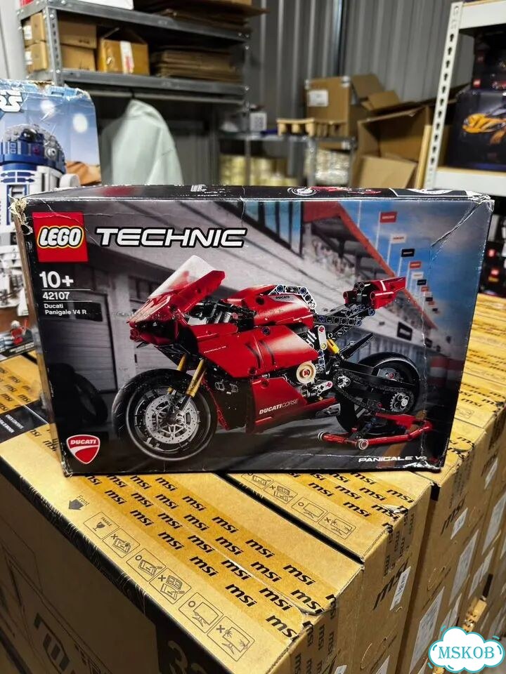Конструктор lego Technic 42107 Мотоцикл фото 2