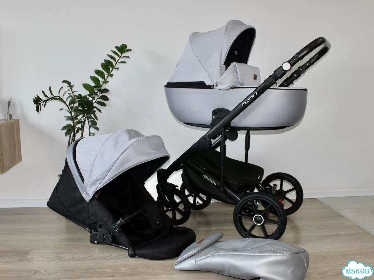 Коляска Riko Basic Ozon 2в1 в идеальном состоянии фото 4