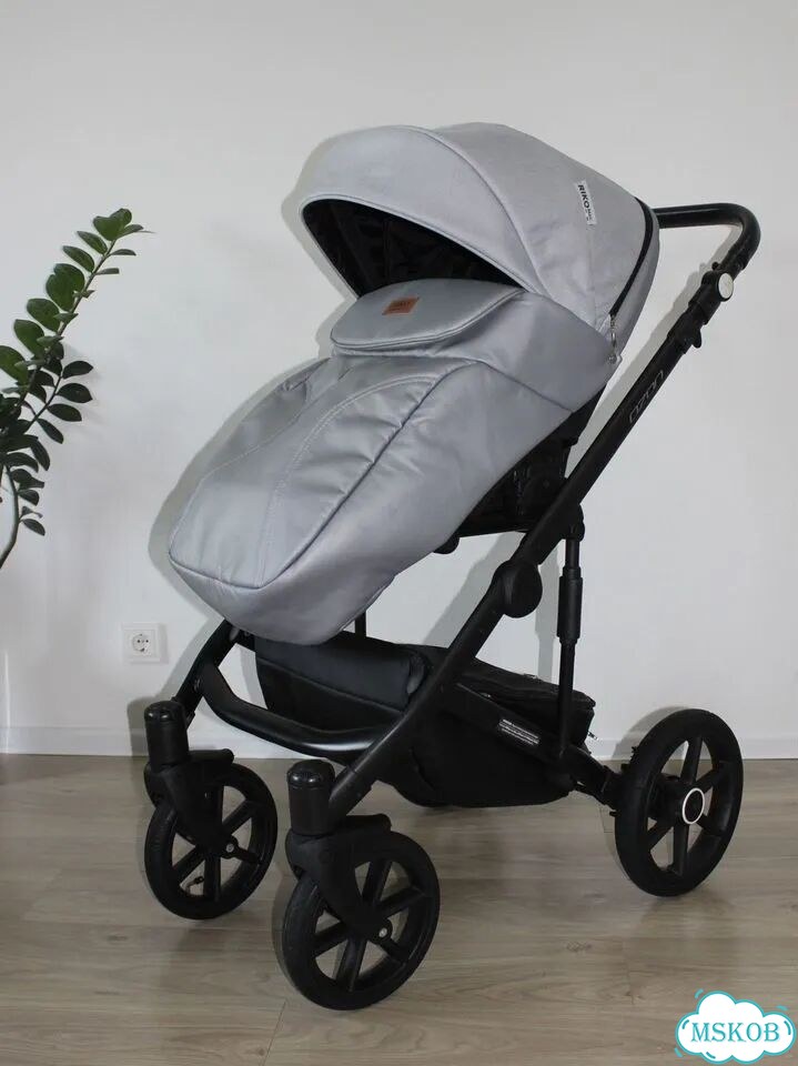 Коляска Riko Basic Ozon 2в1 в идеальном состоянии фото 6