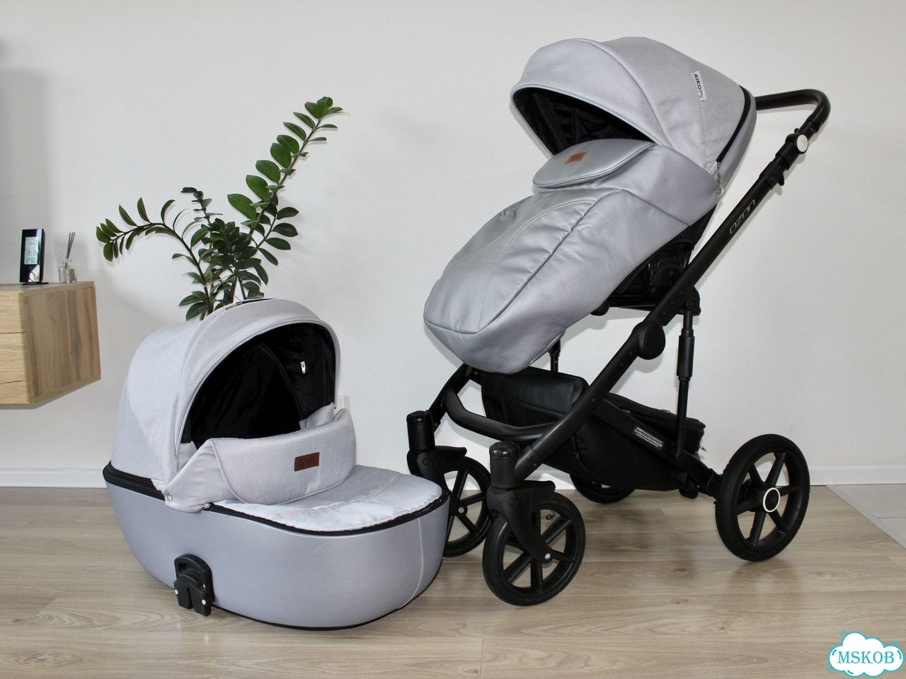 Коляска Riko Basic Ozon 2в1 в идеальном состоянии фото 7
