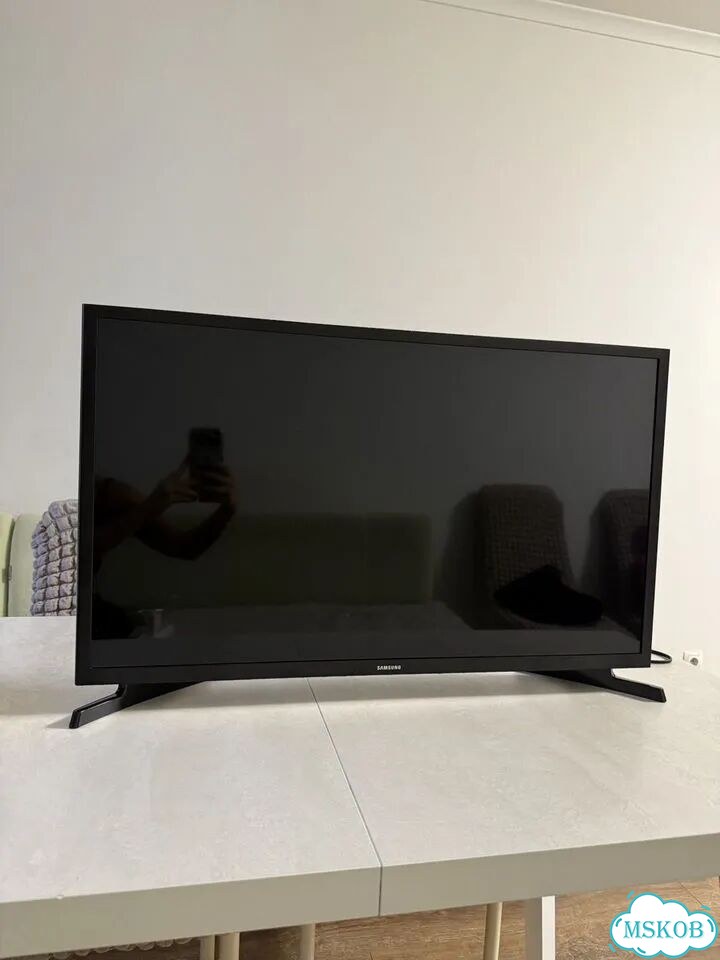 Телевизор samsung 32 дюйма SMART фото 1
