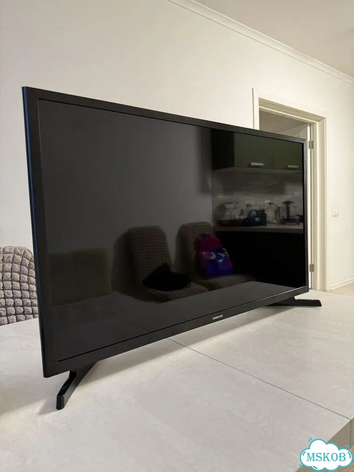 Телевизор samsung 32 дюйма SMART фото 2