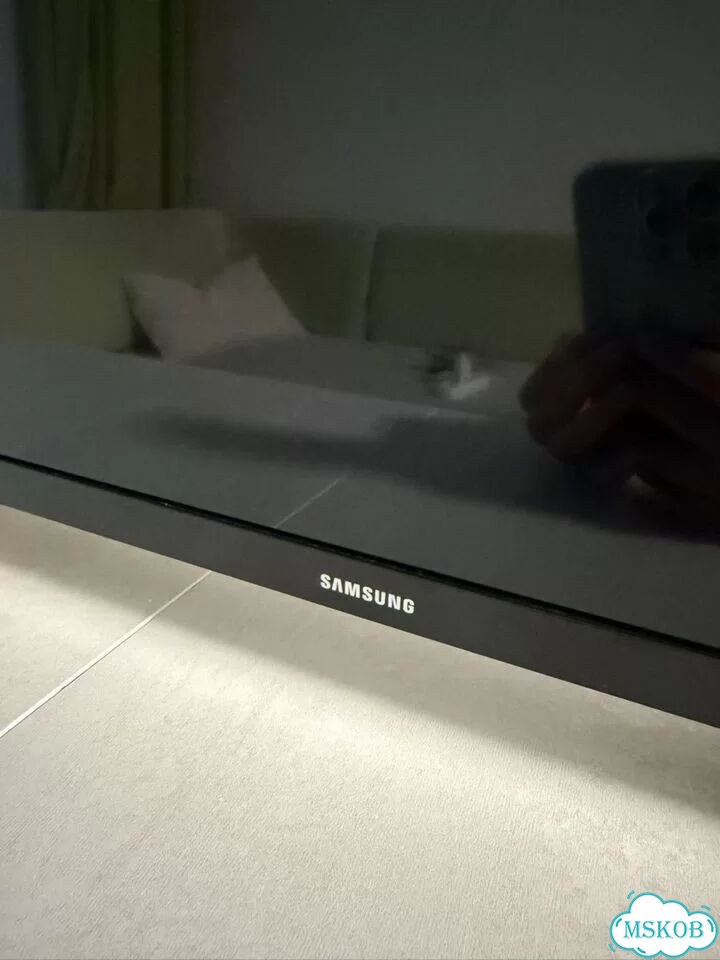 Телевизор samsung 32 дюйма SMART фото 3