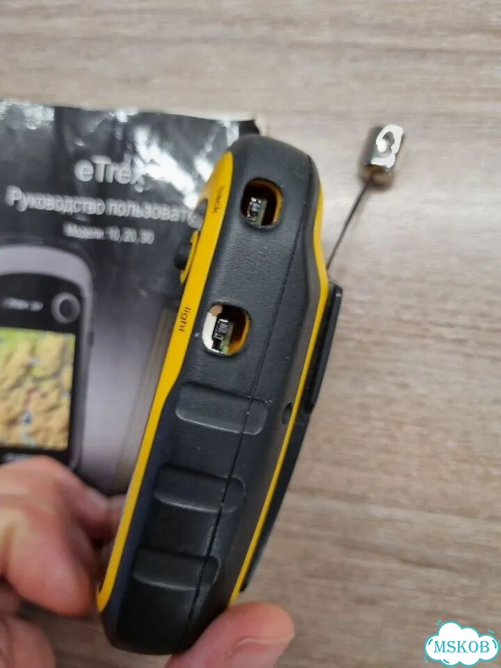Навигатор Garmin eTrex 10 фото 3