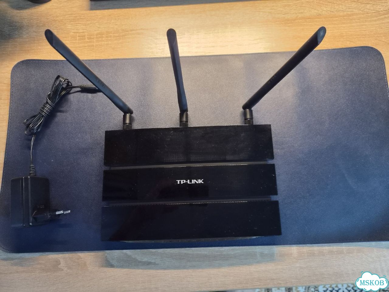 Роутер TP-Link TL-WDR4300 фото 1