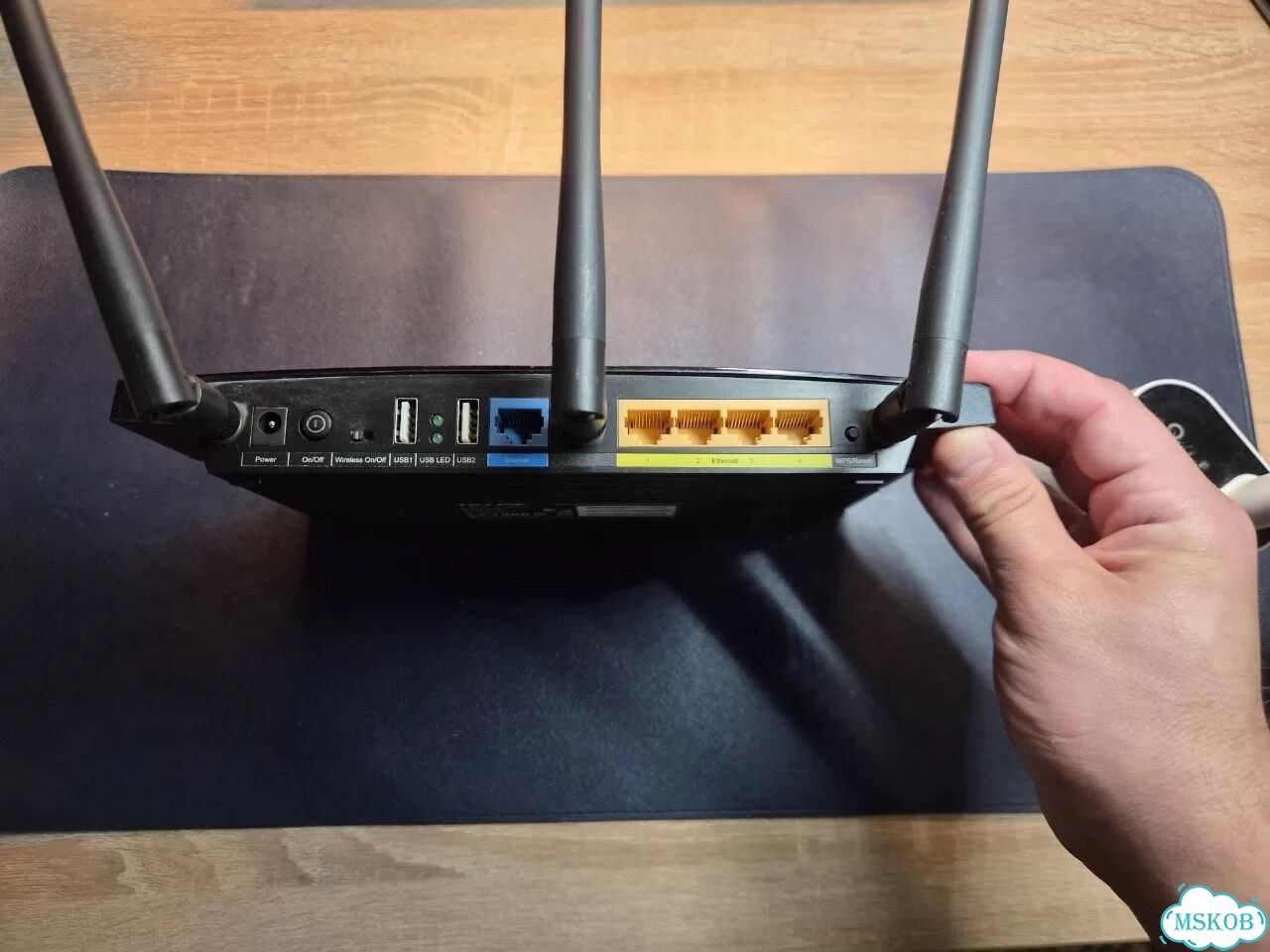 Роутер TP-Link TL-WDR4300 фото 3