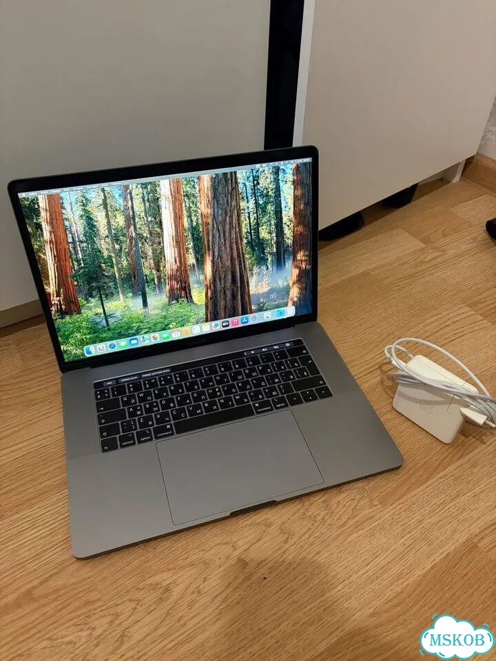 Macbook Pro 15 2018 Touch Bar, 100% АКБ фото 1