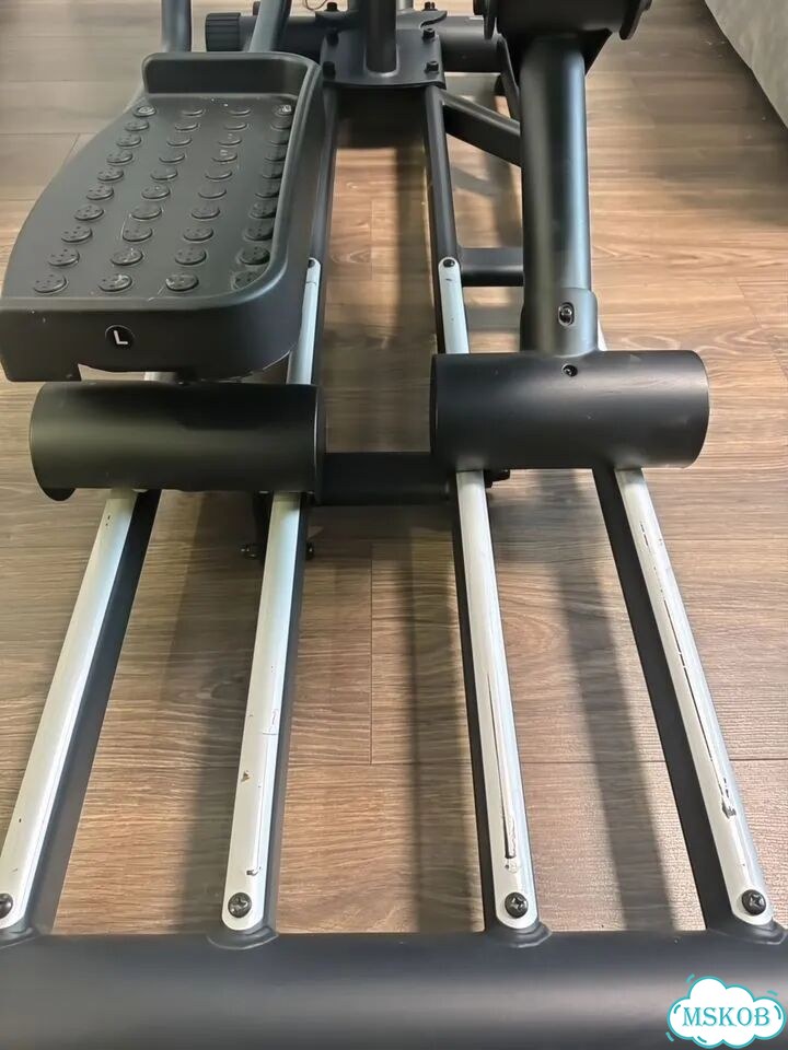 Эллиптический тренажер Clear Fit KeepPower KX 400 фото 2