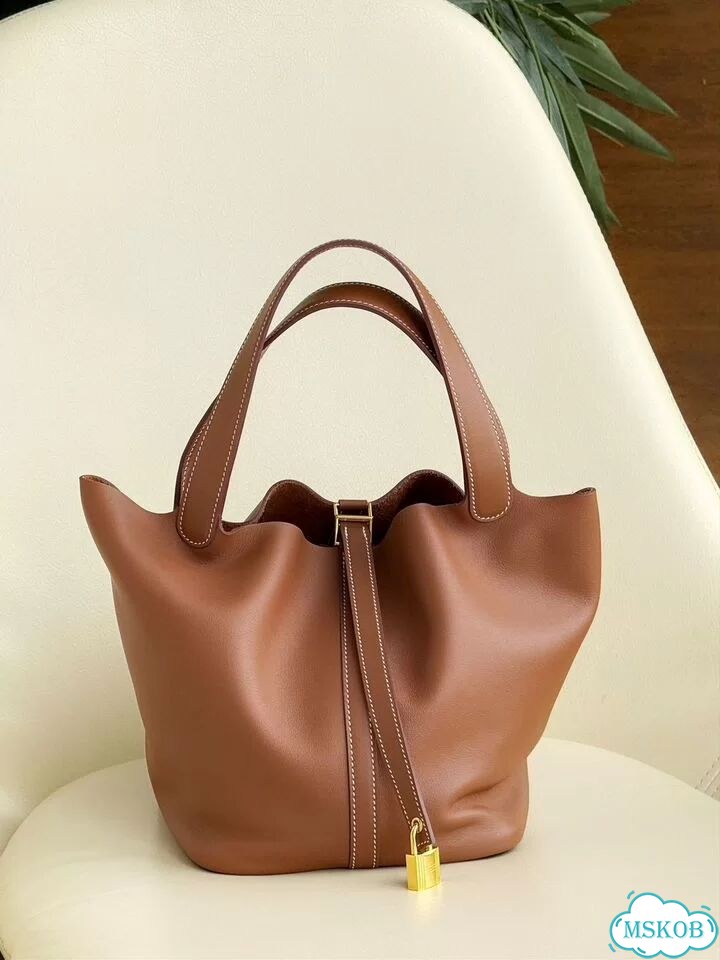 Сумка Hermes Picotin 22 Swift Gold фото 1