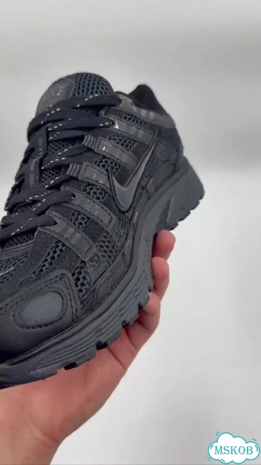 Кроссовки Nike P-6000 черные фото 1