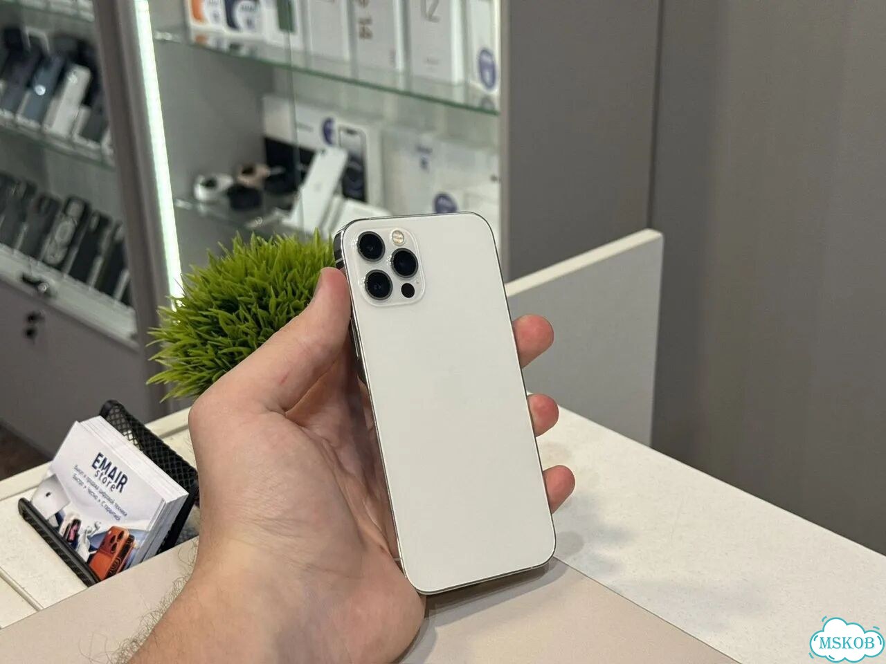 iPhone 12 Pro, 256 ГБ, SIM + eSIM фото 1