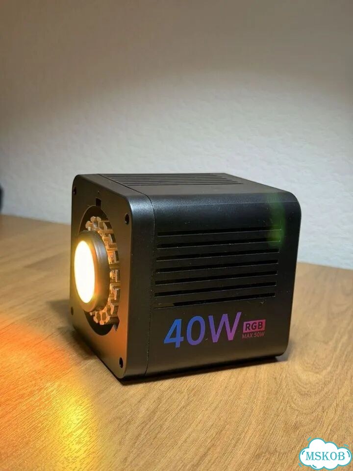Ulanzi L024 40W RGB COB 40Вт фото 3