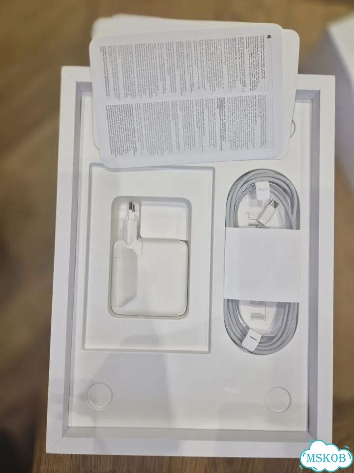 Apple Macbook Pro 14 m1 pro фото 1