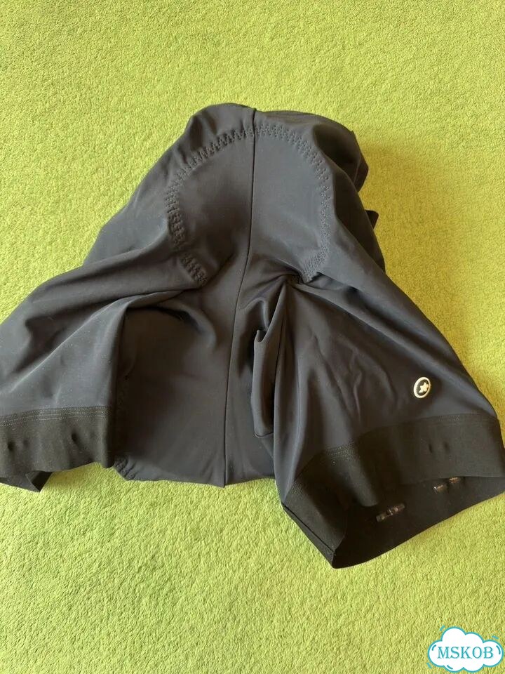 Велошорты Assos H.milleShorts s7 М, череые фото 8
