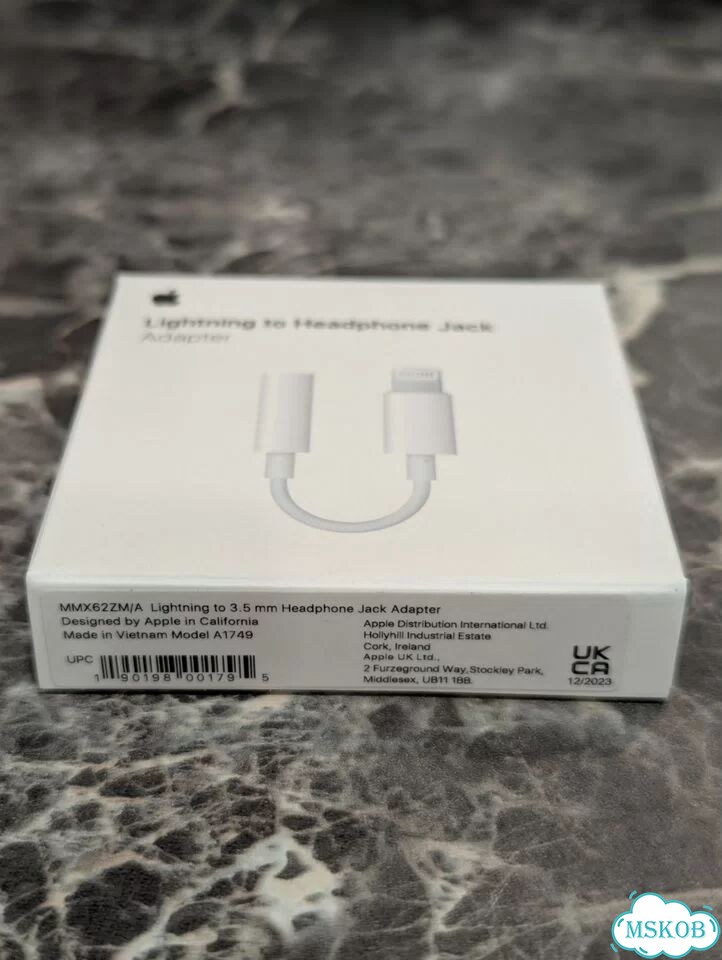 Переходник Apple Lightning - Jack 3,5 фото 2