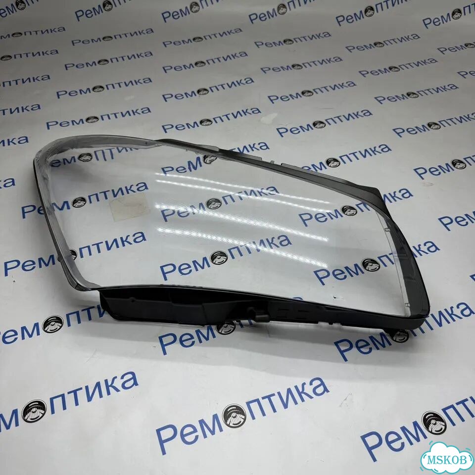 Стекло правой фары Infiniti QX56 QX80 (10-17) LED фото 1