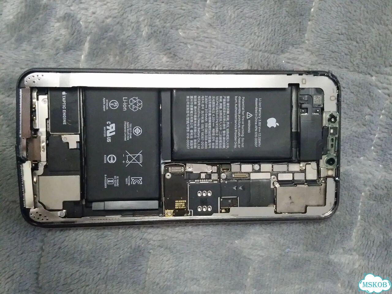 iPhone Xs Max, 256 ГБ, 1 SIM фото 1