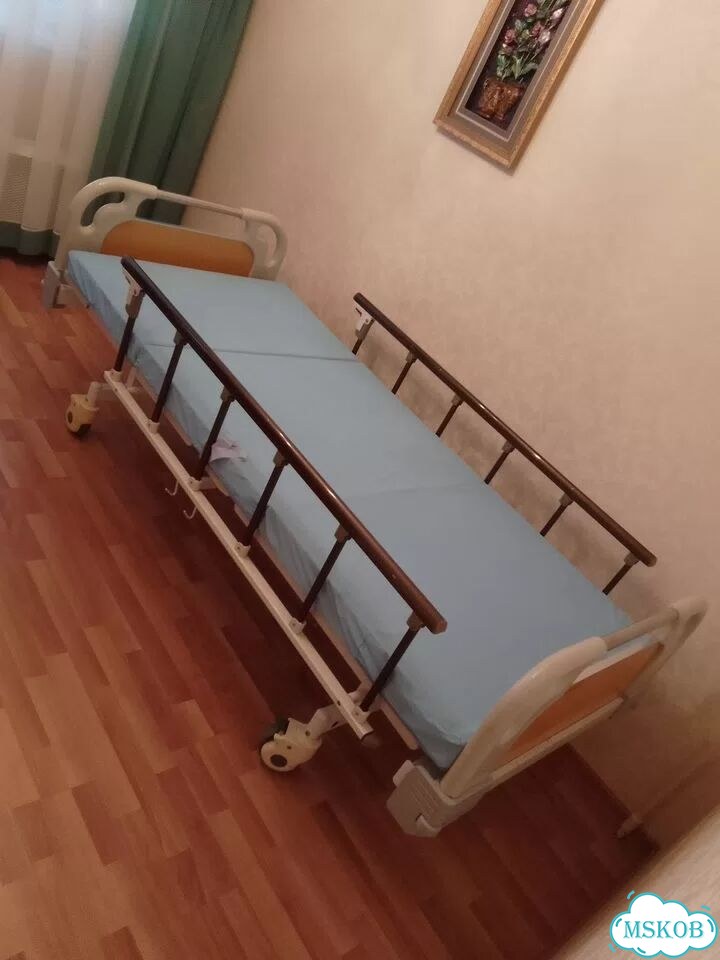 Медицинский кровать для лежачих больных людей фото 6