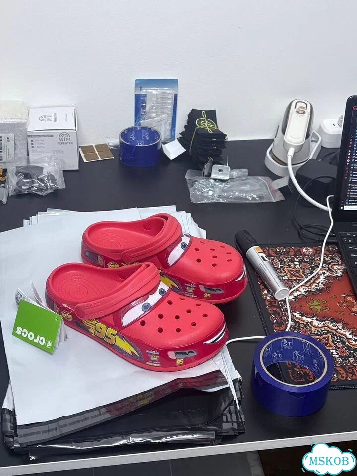 Crocs молния маквин фото 5