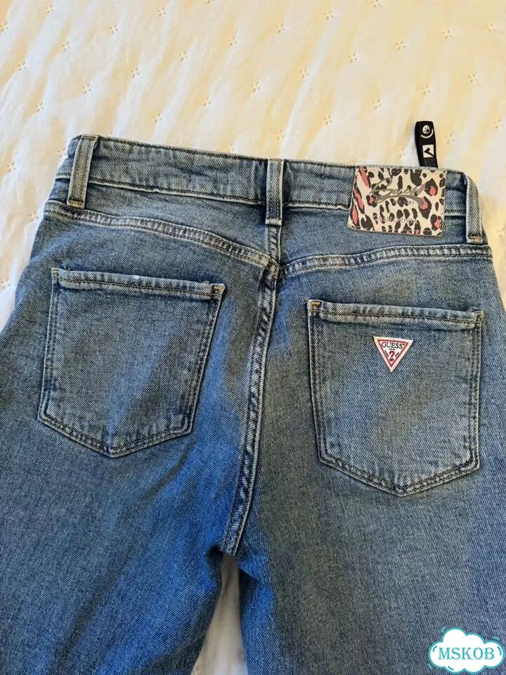 Джинсы Guess 26 фото 4