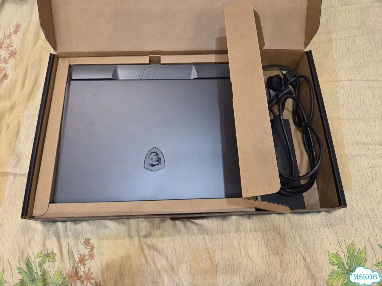 Игровой ноутбук MSI Vector 16 HX, RTX 5070 Ti 12GB фото 9