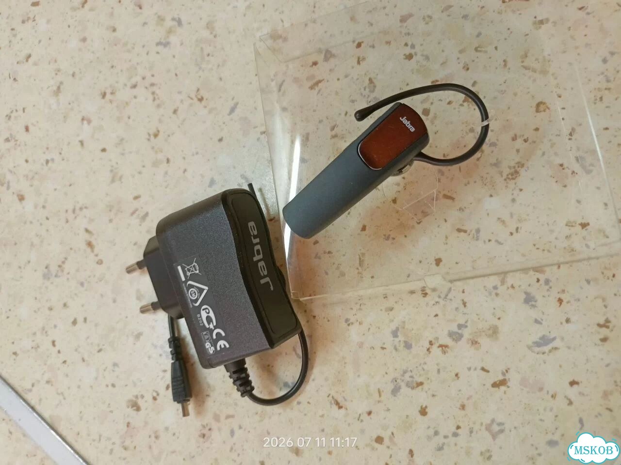 Bluetooth гарнитура jabra BT2090 фото 2