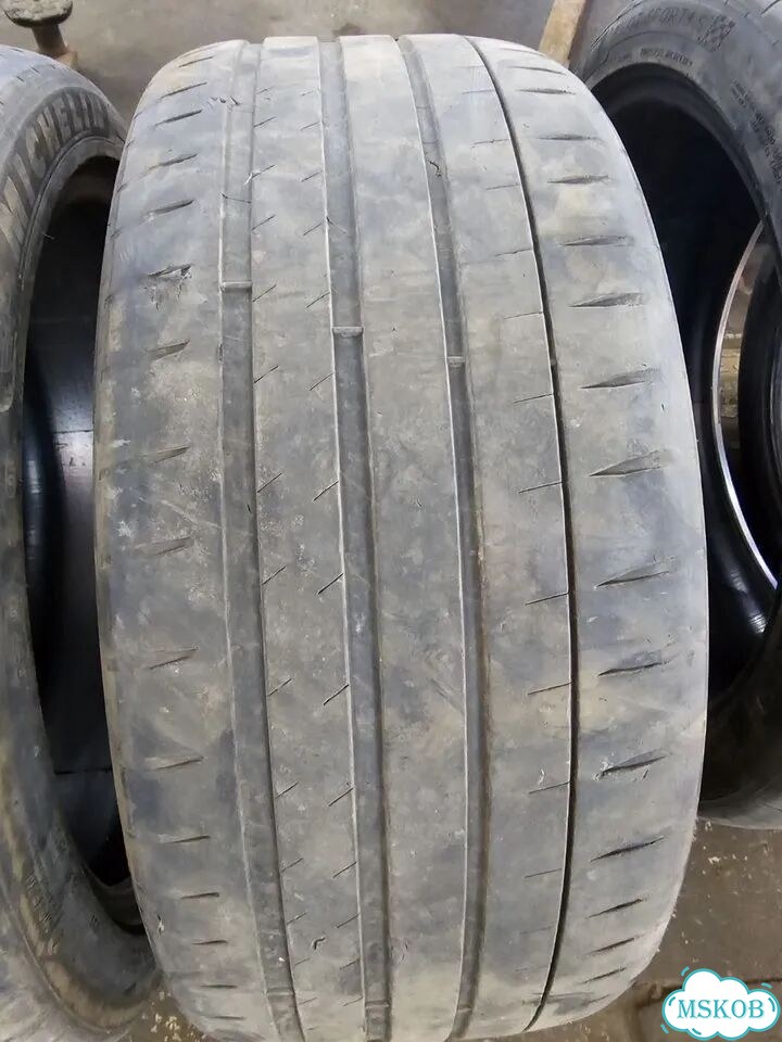 Michelin Pilot Sport 4 S 245/40 R20 и 275/35 R20 102Y фото 3