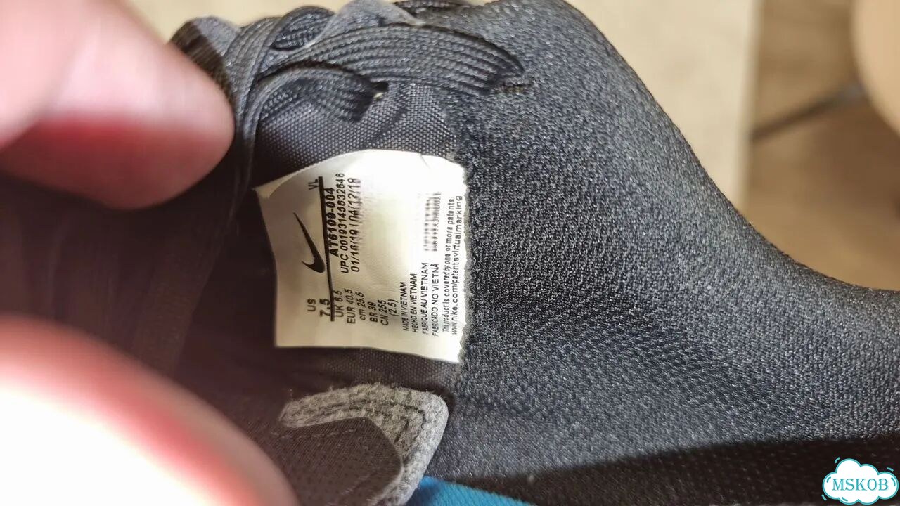 Бутсы футбольные Nike фото 2
