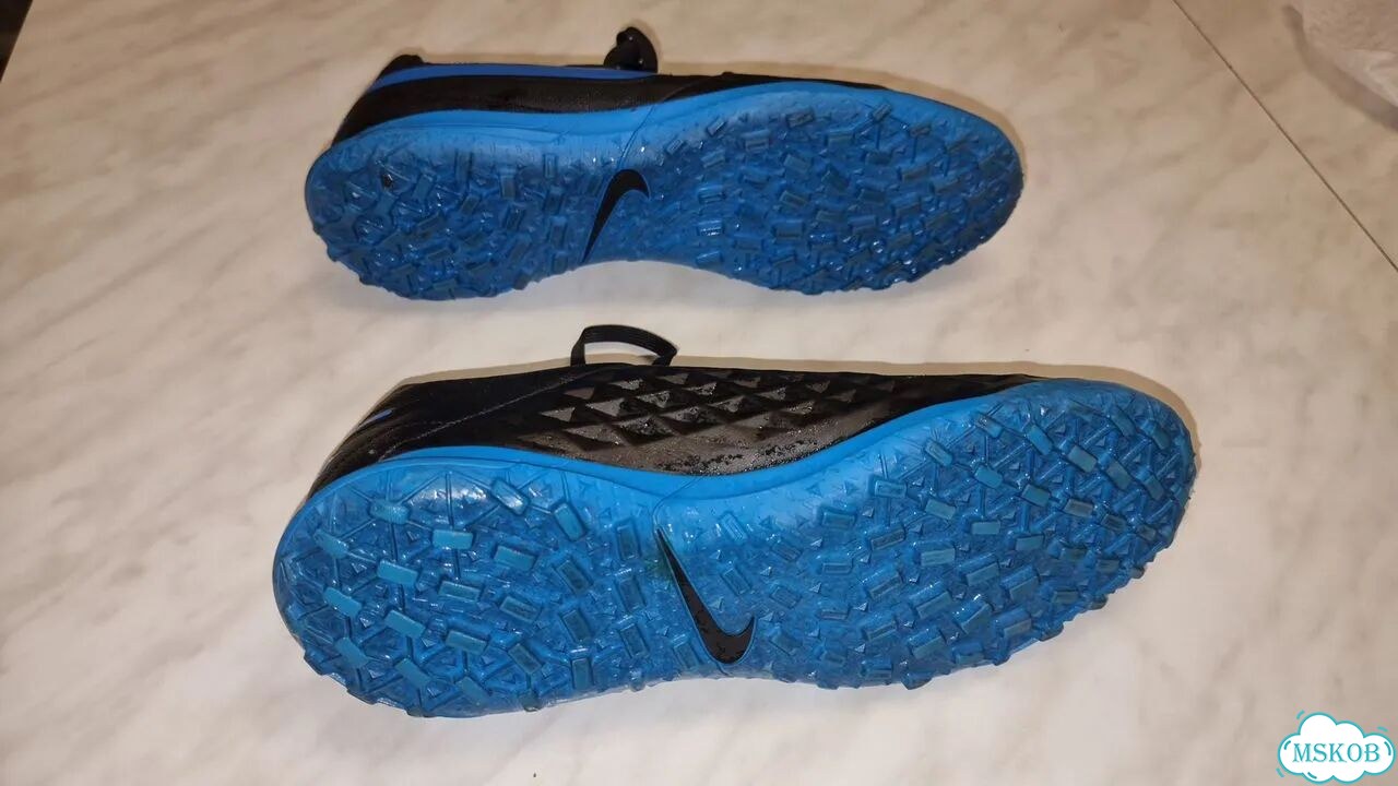 Бутсы футбольные Nike фото 5
