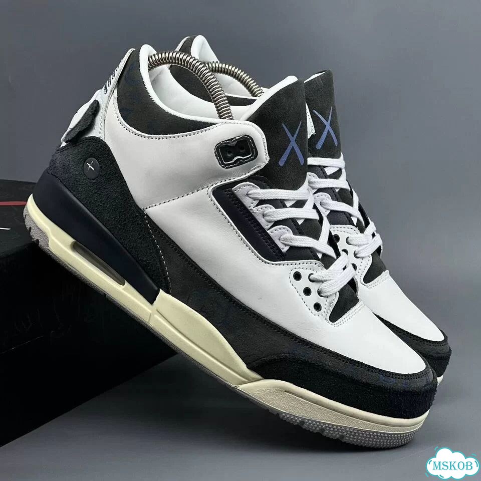 Nike Air Jordan 3 Kaws Black White фото 1