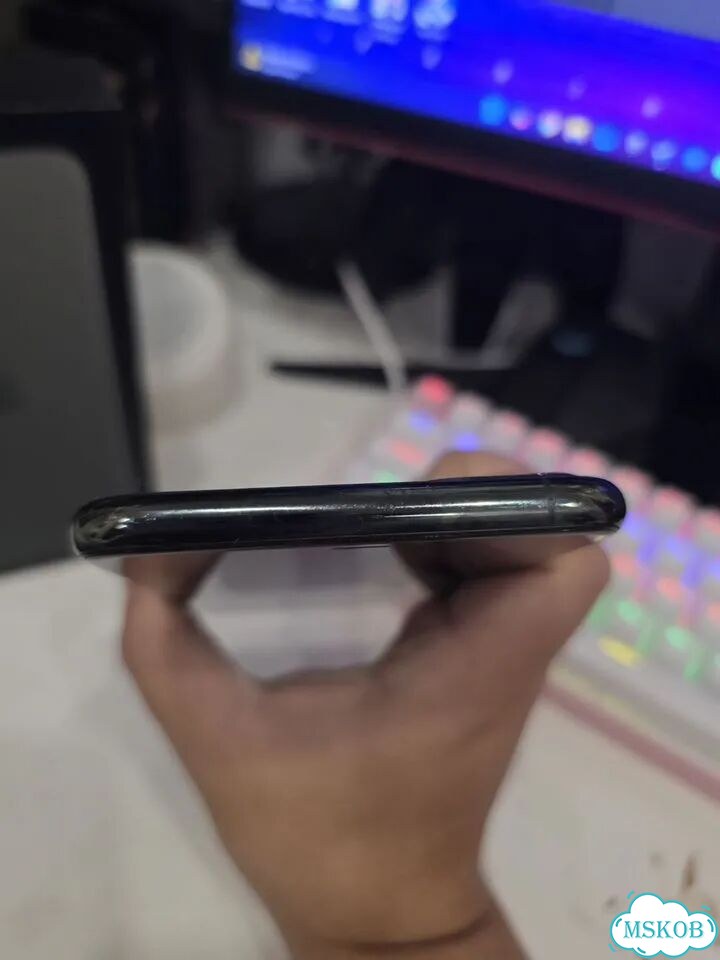 iPhone 11 Pro Max, 256 ГБ, SIM + eSIM фото 6