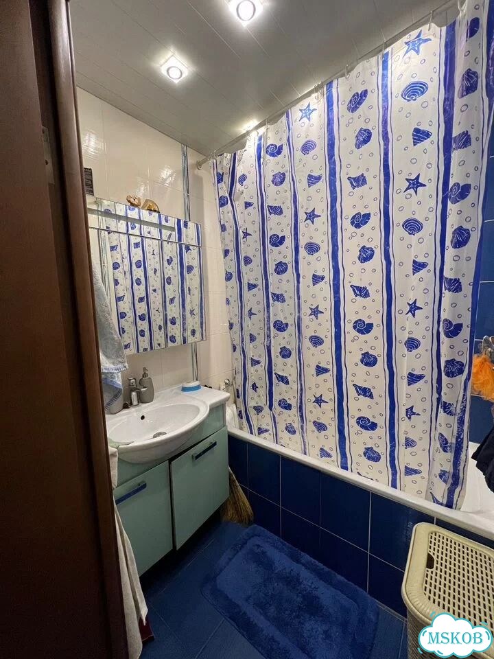 2-к. квартира, 60 м², 13/17 эт. фото 3