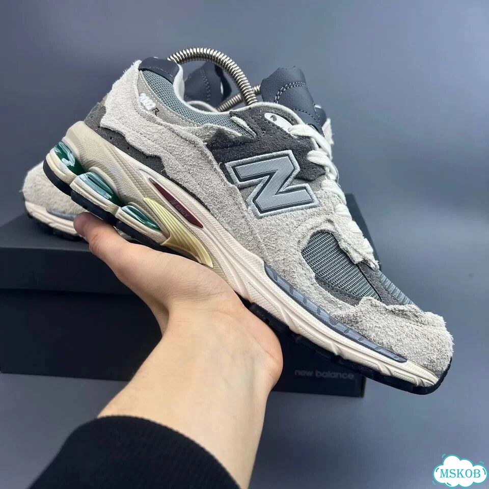 New Balance 2002R Grey Beige фото 2