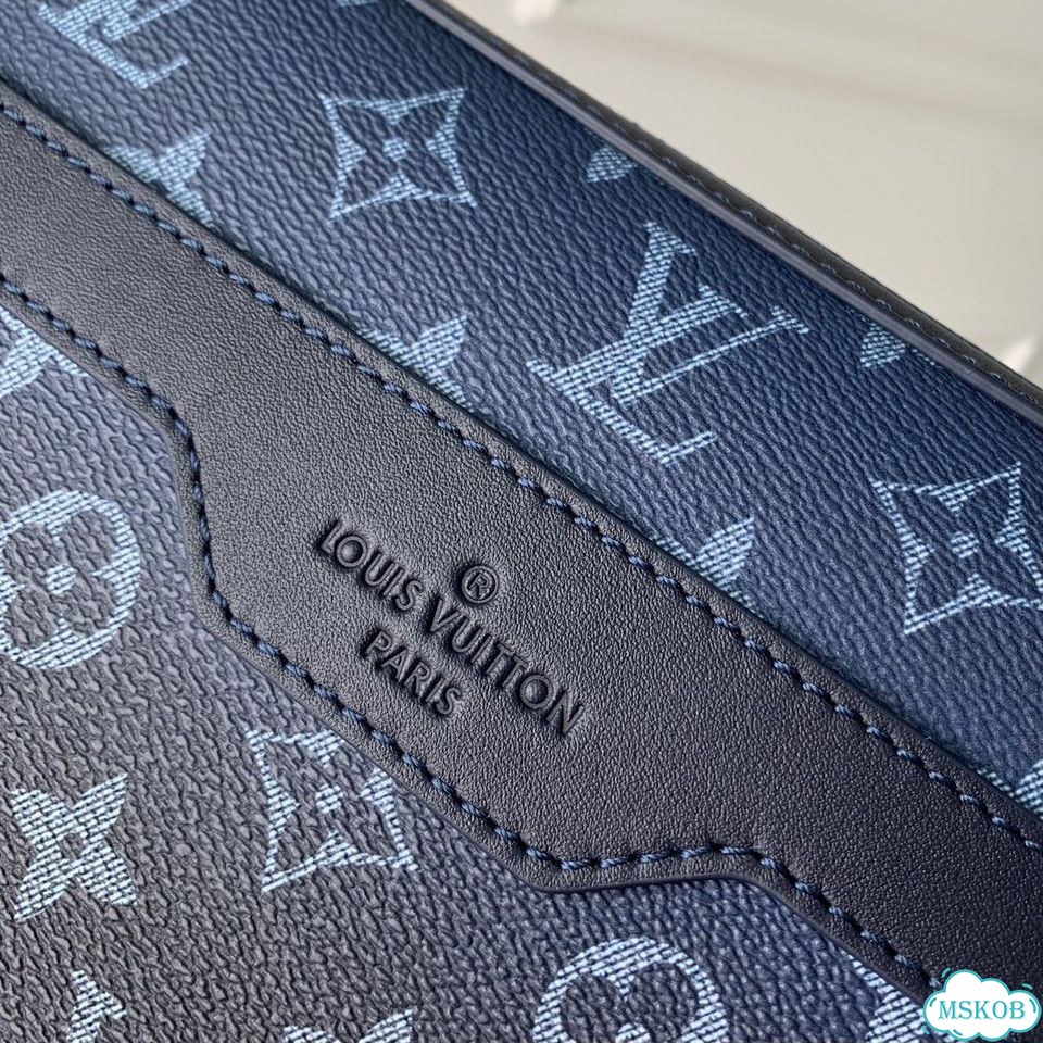 Сумка Louis Vuitton Trio Messenger фото 7