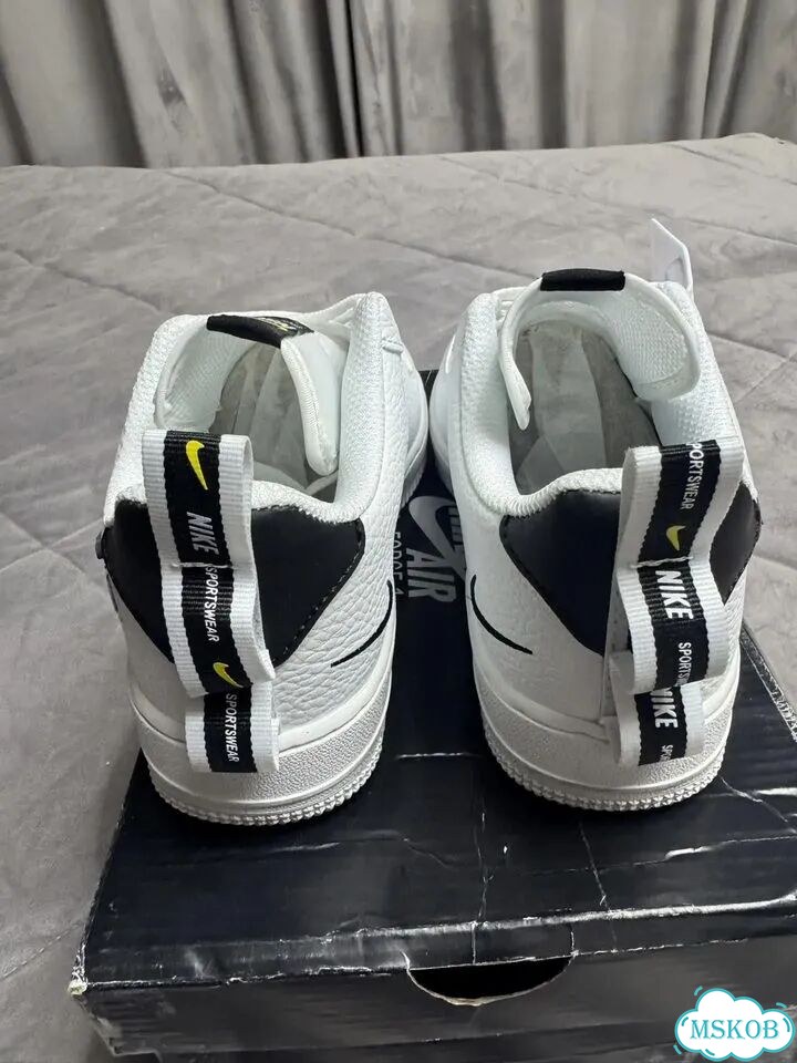 Nike Air Force 1 '07 LYL женские кроссовки EU 38 фото 3