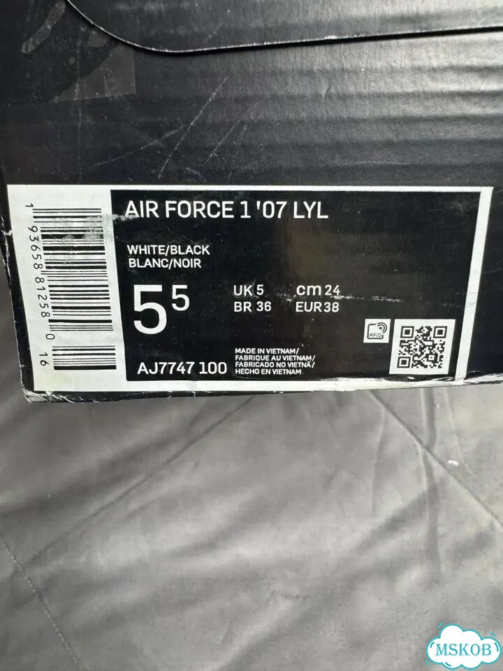 Nike Air Force 1 '07 LYL женские кроссовки EU 38 фото 8