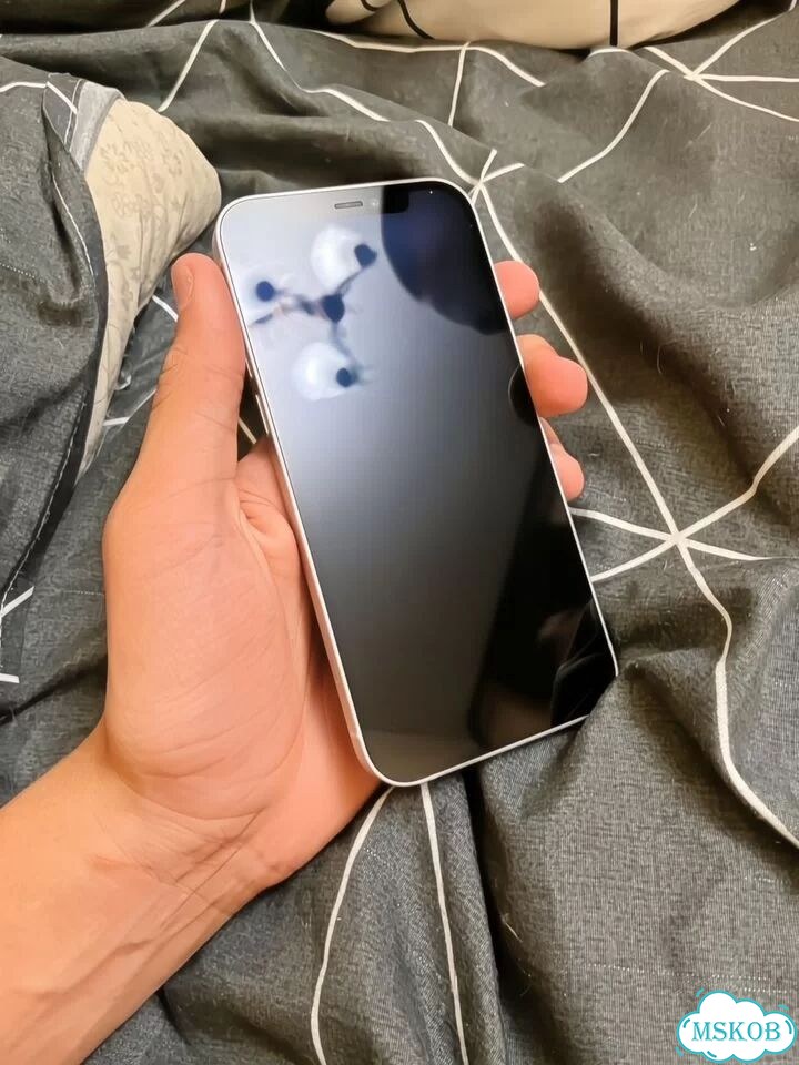 iPhone 12, 128 ГБ, SIM + eSIM фото 1