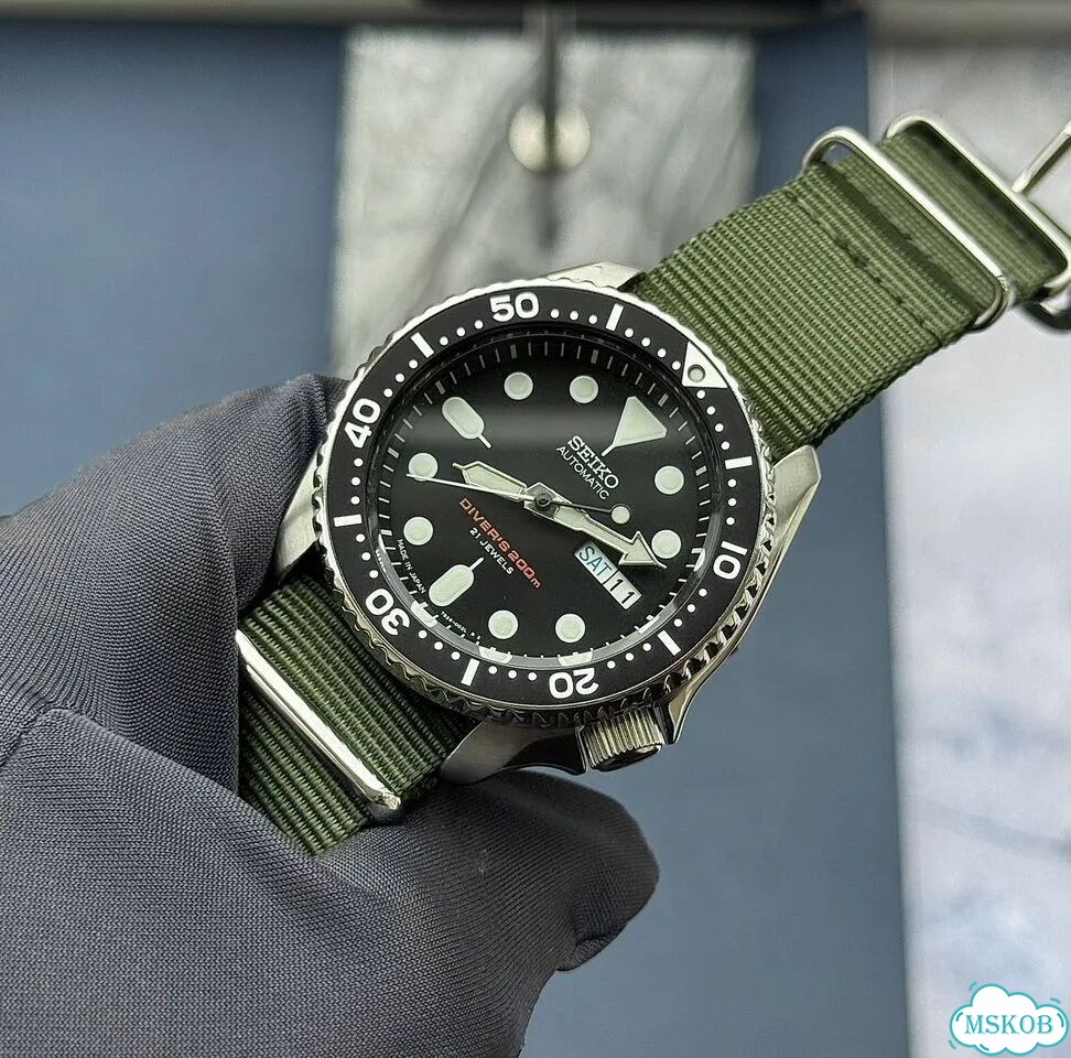 Seiko SKX007J1 фото 3