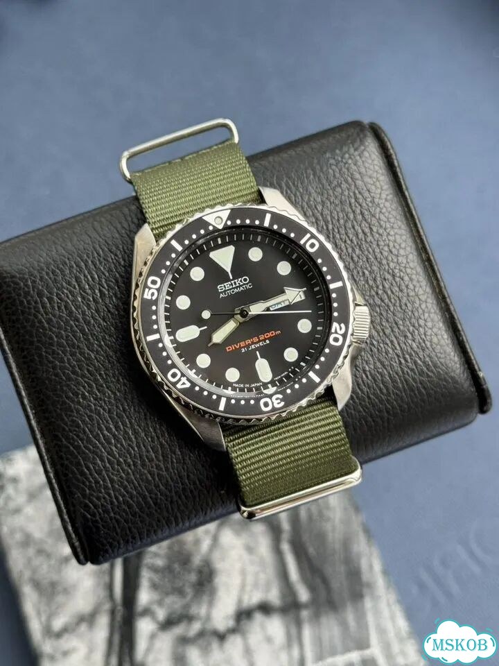 Seiko SKX007J1 фото 9