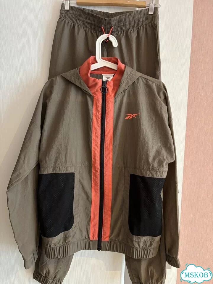 Спортивный костюм женский Reebok фото 1