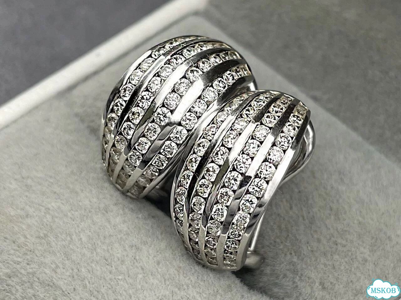 Золотые серьги дорожки с бриллиантами 1,4ct фото 9