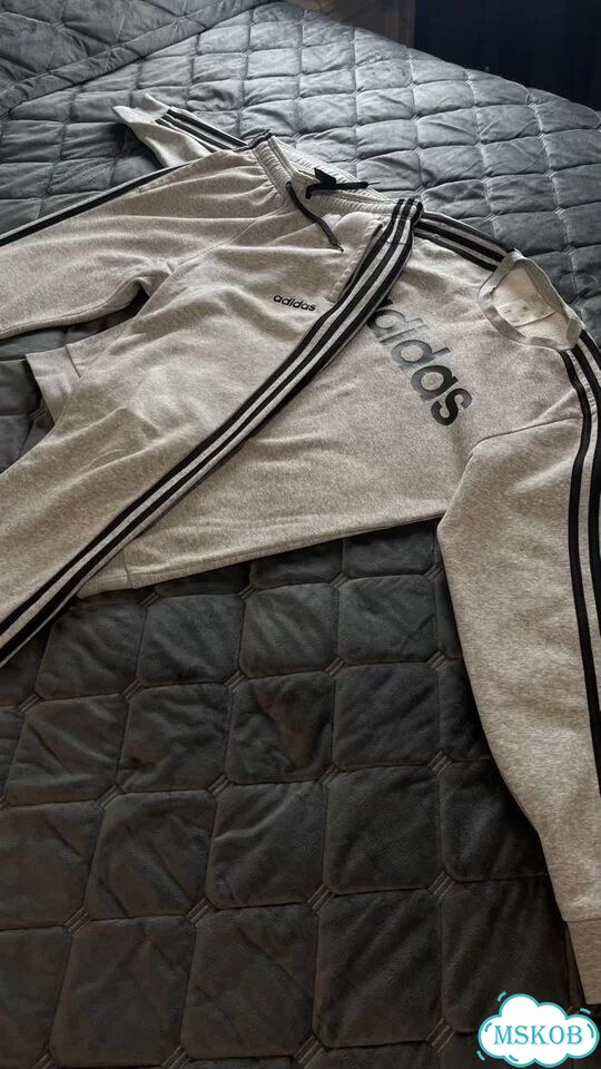 Спортивный костюм adidas S фото 4