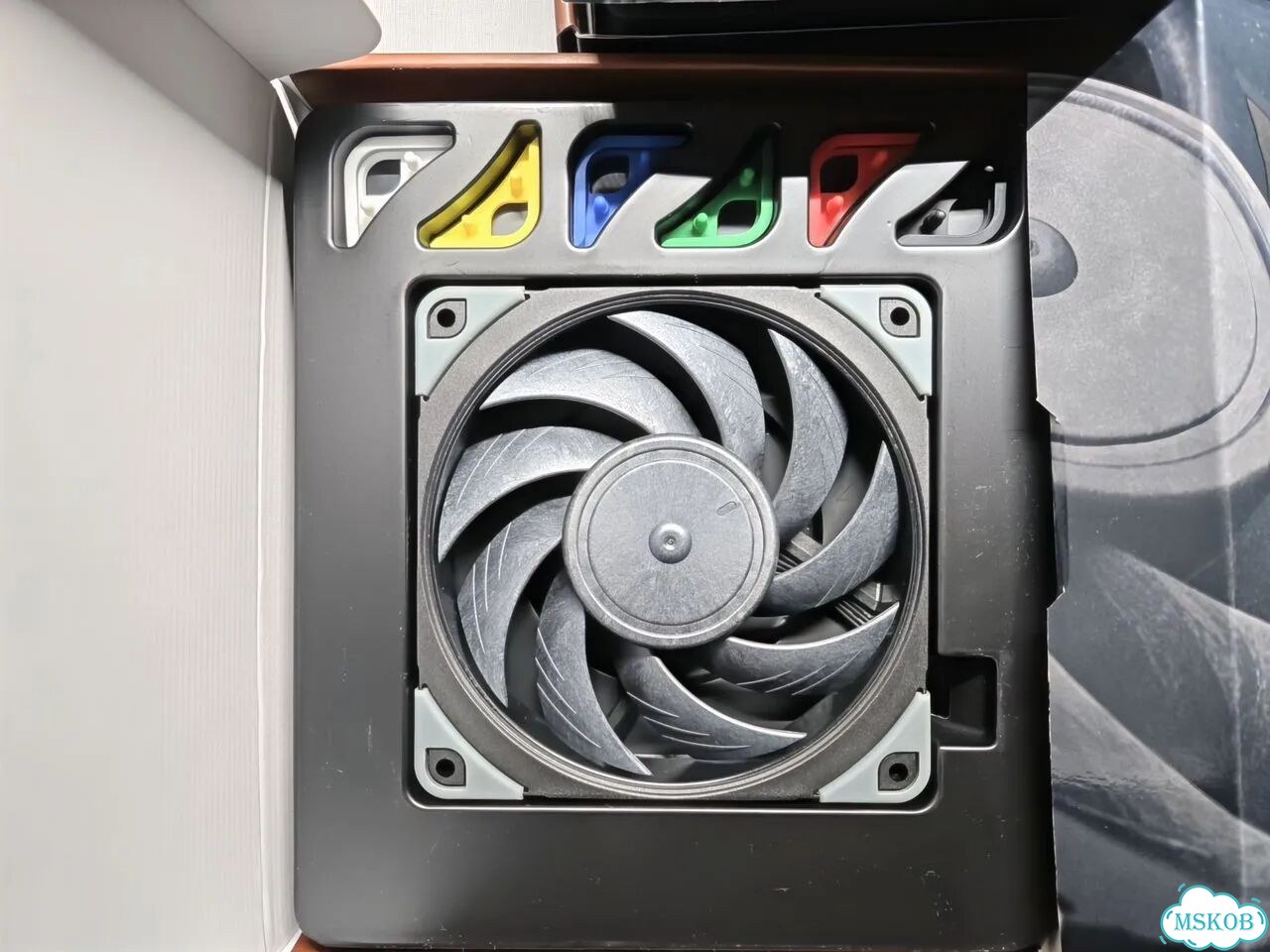 Вентиляторы Noctua NF-A12x25 Chromax фото 3