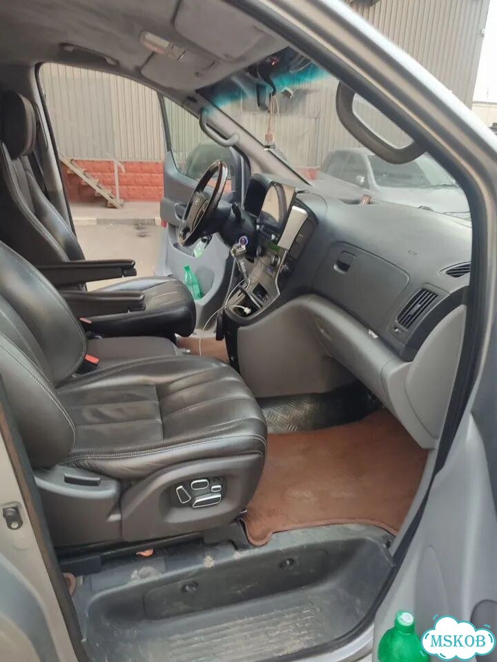 Hyundai Grand Starex 2.5 AT, 2011, 239 000 км фото 11