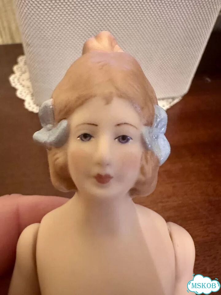 Фарфоровая куколка половинка half doll игольница фото 2
