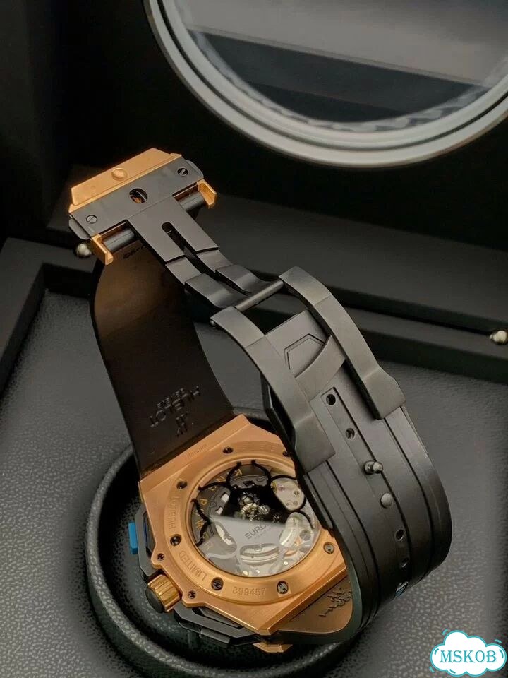 Hublot King Power 48 mm rose gold FIFA фото 6