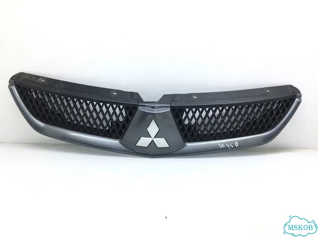 Решетка радиатора Mitsubishi Lancer 9 1.6 I 2008 фото 1