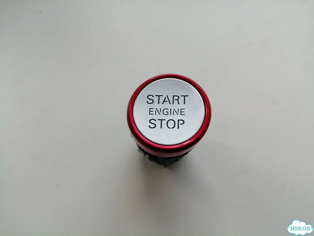 Кнопка start/stop Новая Audi A4 A5 Q5 фото 1