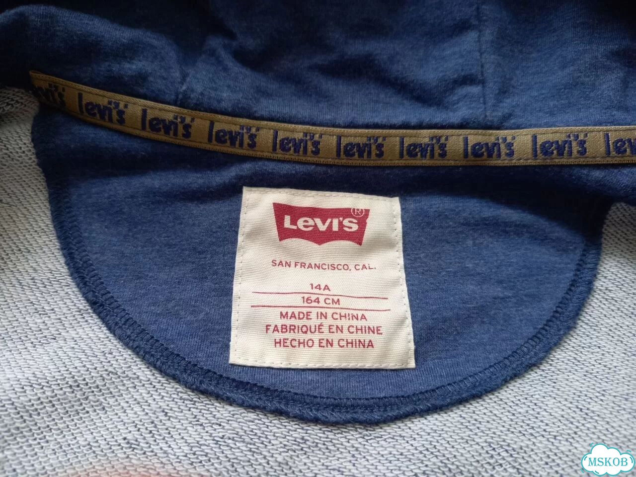 Спортивная кофта levis фото 2